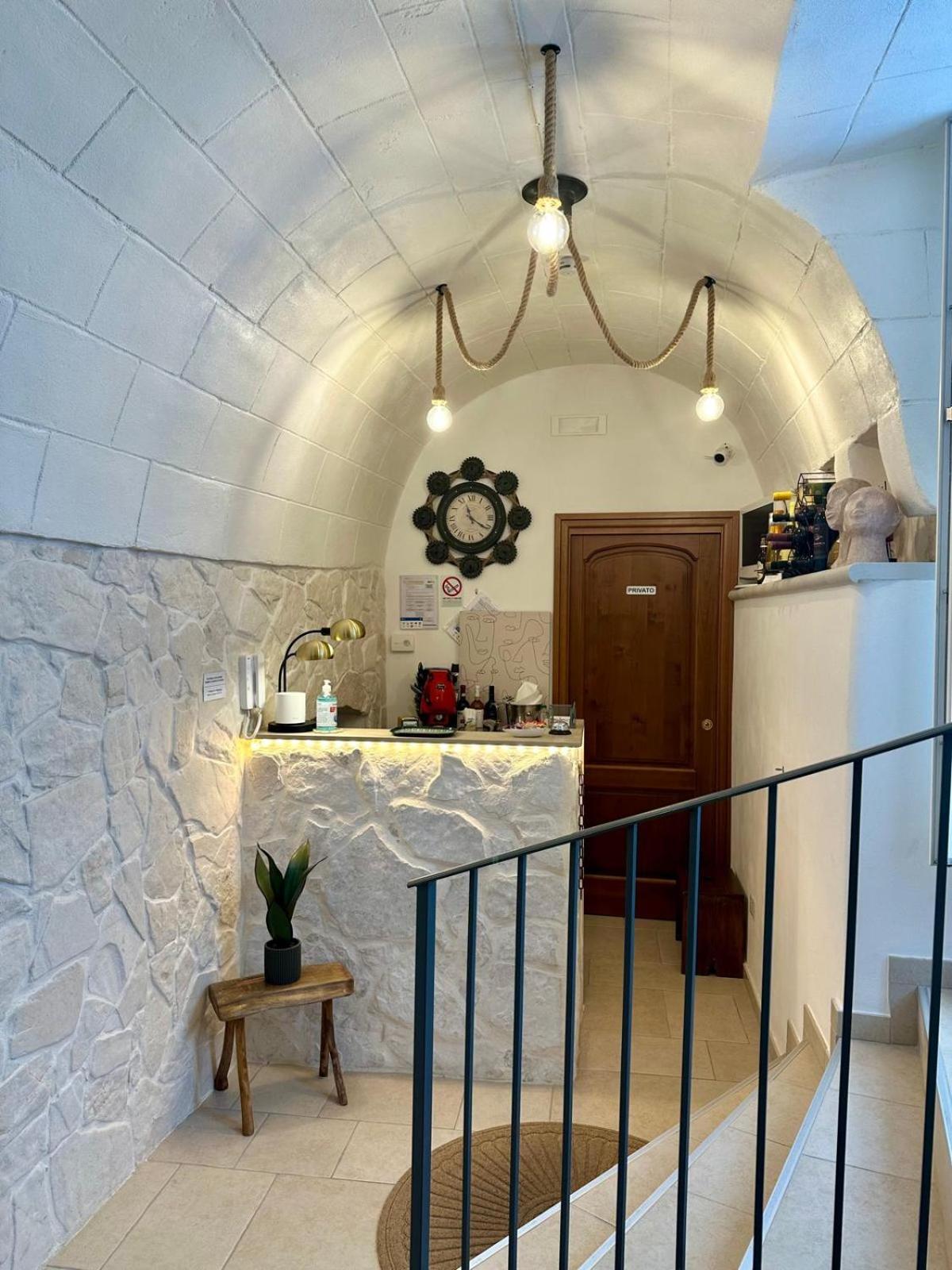 Domus Santi Medici Affittacamere Massafra Exterior foto